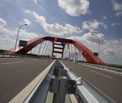 Most przez Wisłę w Puławach - Mosty Łódź S.A.